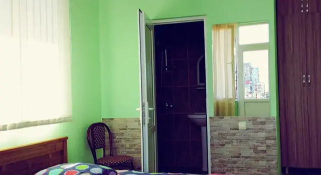 Guest House On Rustaveli 205, Book Guesthouse Kobuleti 