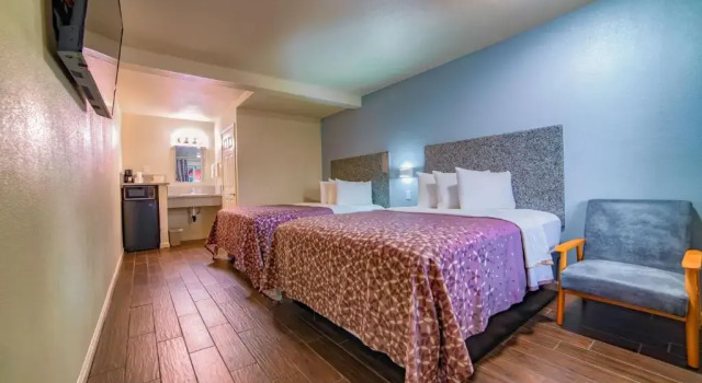 Номер Deluxe Turlock Inn