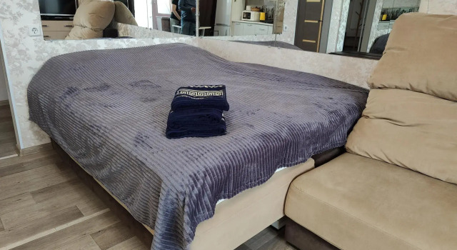 Miass Apartment on Bogdan Khmelnitsky Street, Book Apartment Cheap Hotels in Miass