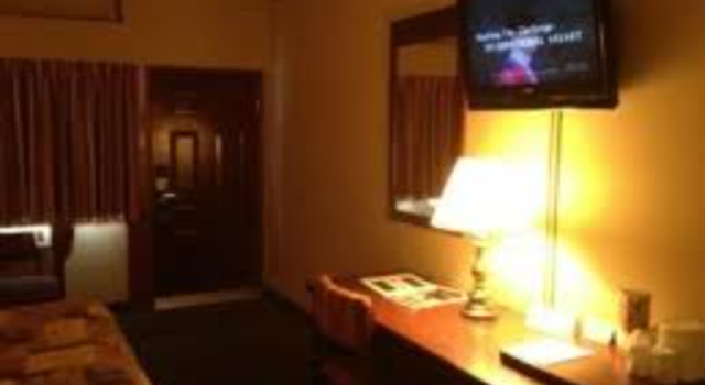 Номер Standard Travelodge by Wyndham Winnipeg Airport West