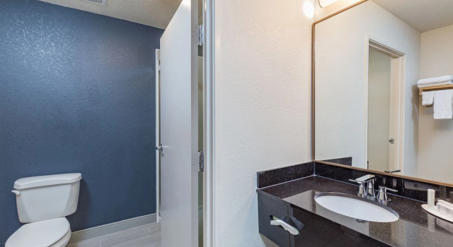 Двухместный номер Standard Fairfield Inn and Suites by Marriott Tampa North