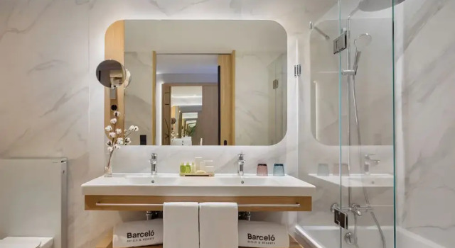 Трёхместный номер Premium Barceló Cáceres V Centenario