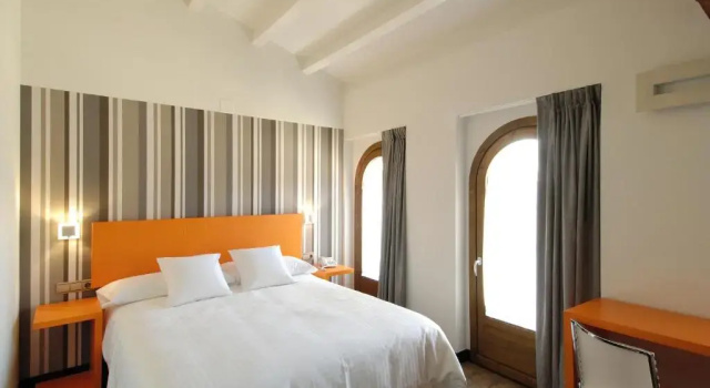Одноместный номер Standard с балконом Hotel Cienbalcones