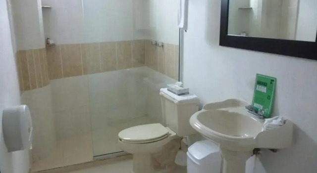 Четырёхместный номер Standard Chiapas Hotel Express, Tuxtla Gutierrez