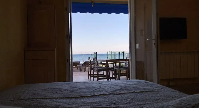 Le Surplage, Book Hotel Hyères Var coast
