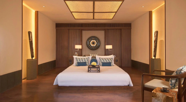 Двухместный полулюкс с видом на сад InterContinental Bali Sanur Resort by IHG