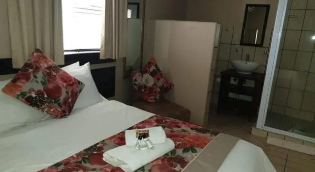 Двухместный номер Luxury Tsessebe Guesthouse
