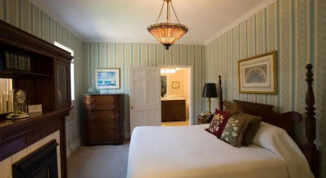 Люкс Maplewood Hotel