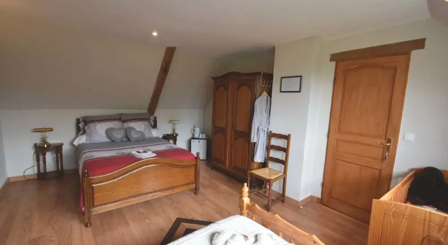 La Fermette Normande, Book Hotel Louviers 