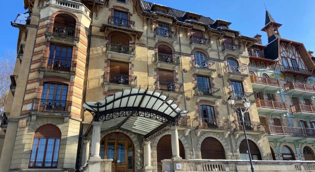 Ancient Hotel Mont Joly - 3 bedr - view - 2 bath - 80m2, Prenota Hotel Hotel a Alvernia con colazione, Colazione