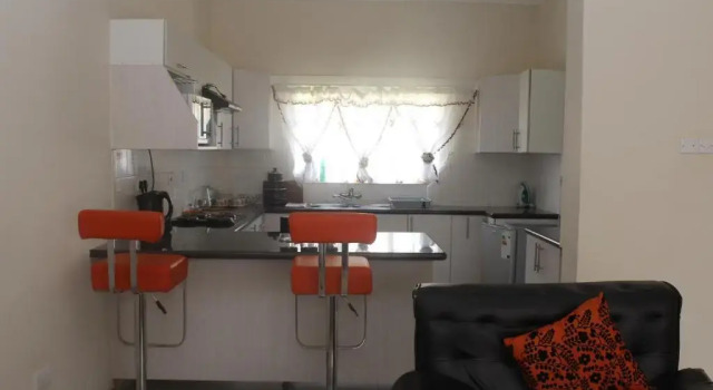 The Gibeon Ville Self-Catering, Rezerwuj Hotel Tlokweng Gaborone
