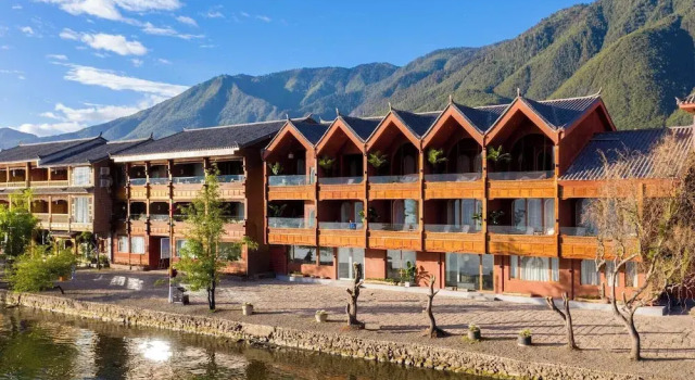 Lugu Lake And share resort hotel