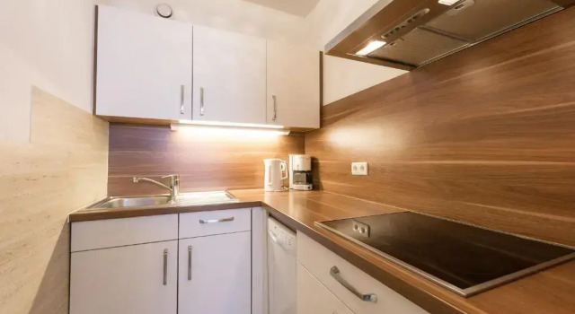 Апартаменты Ferienwohnung Haus Zyka - inklusive STUBAI SUPERCARD - nähe Elferlifte - Supermarkt - Busstop