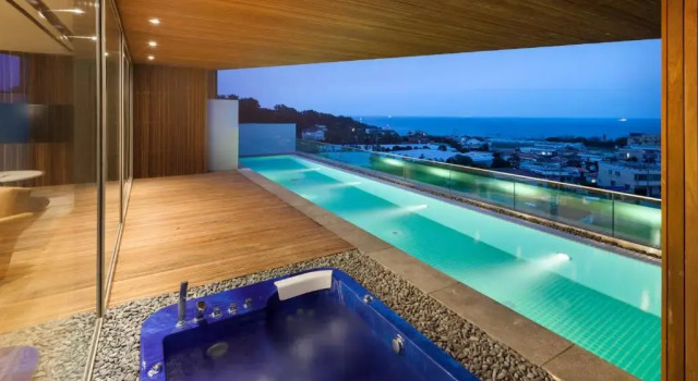 Люкс Bayhill Pool & Villa