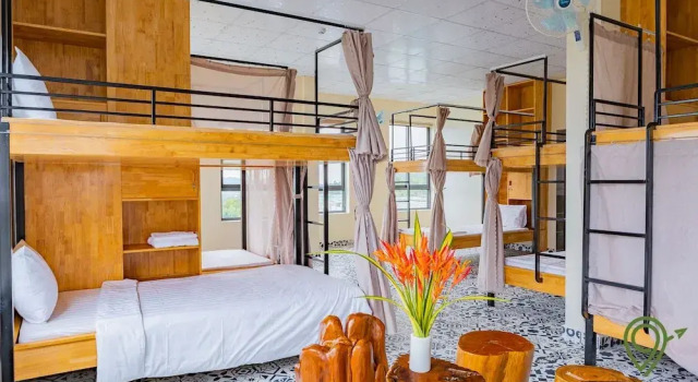 Кровать в общем номере The Landing Resort