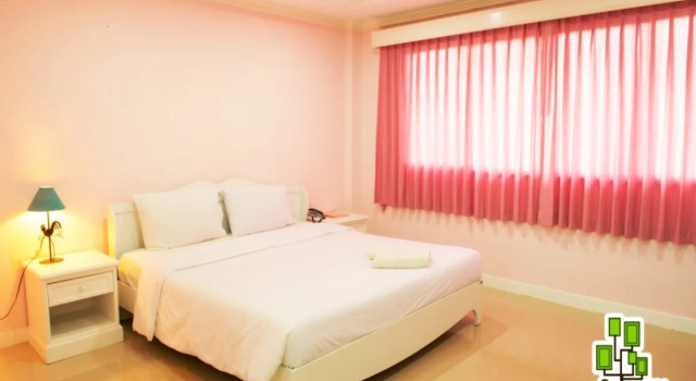 Srisupan Grand Royal Hotel, Book Hotel Chum Phae 