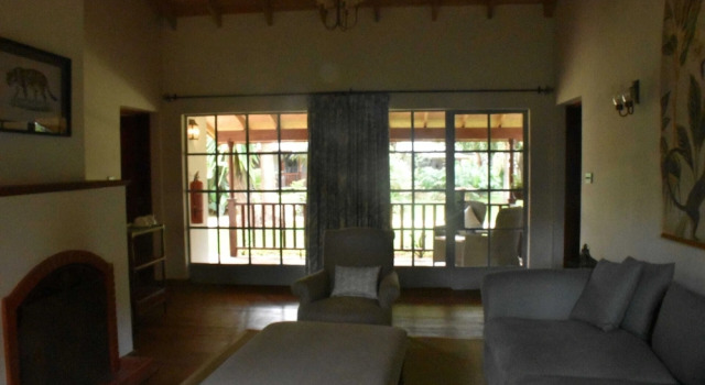 Номер Deluxe Karen Blixen Coffee Garden & Cottages