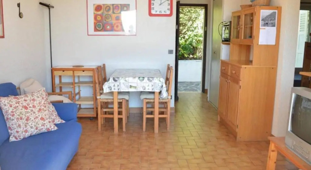 Appartement Le Lavandou, 3 pièces, 6 personnes - FR-1-251-44, Забронировать Апартаменты/квартира Отели Ле-Лаванду с бассейном, Бассейн