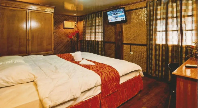 Puerto Vista Restaurant and Pension House, Prenota Hotel Santa Monica Palawan