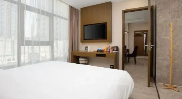 Люкс Qingmu Select Hotel (Changzhou Joyland Jiayuan Plaza)