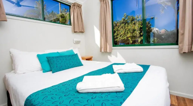 Семейная вилла с 2 комнатами с балконом NRMA Bowen Beachfront Holiday Park