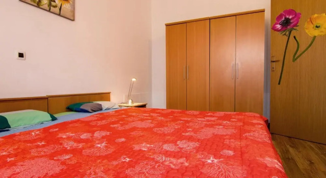Stunning Apartment in Valbandon With Outdoor Swimming Pool, Wifi and 2 Bedrooms, Prenota Appartamento Hotel a Valbandon con piscina, Piscina