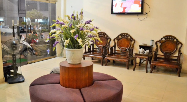 HOÀNG LONG HOTEL, Забронировать Отель Отели Халонг с парковкой, Парковка