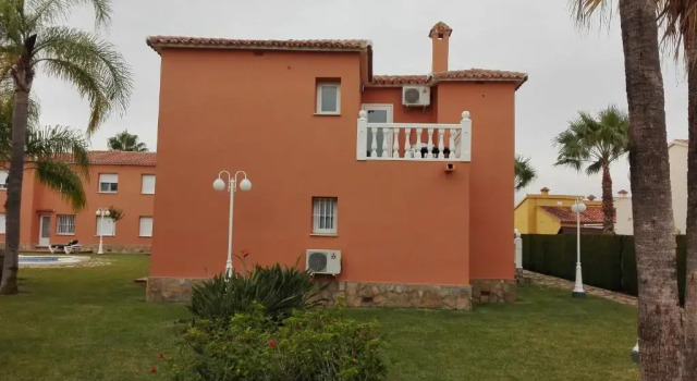 Апартаменты Apartamento entero 3 Habitaciones CLUB SEVILLA III