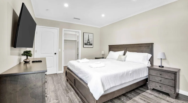 Коттедж Martha by Avantstay Brand New LA Valley Home