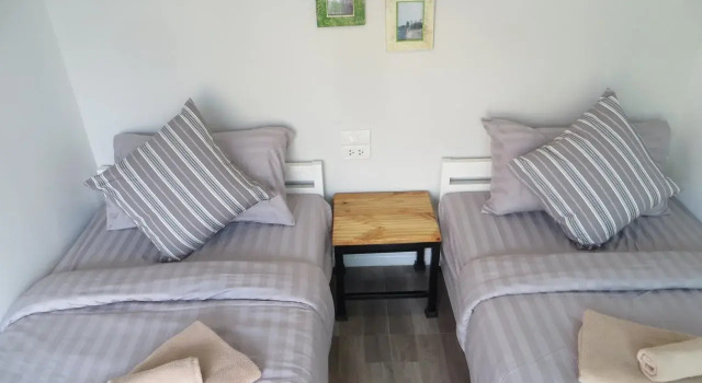 Journey Hostel, Забронировать Хостел Отели Ланта-Яй с парковкой, рядом с Police Station, Парковка