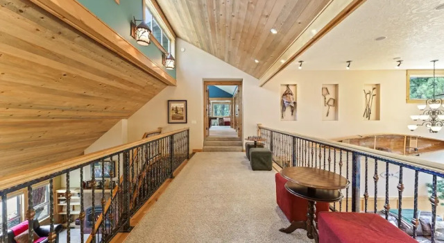 Коттедж 4 Red Fir 6 Bedroom Home