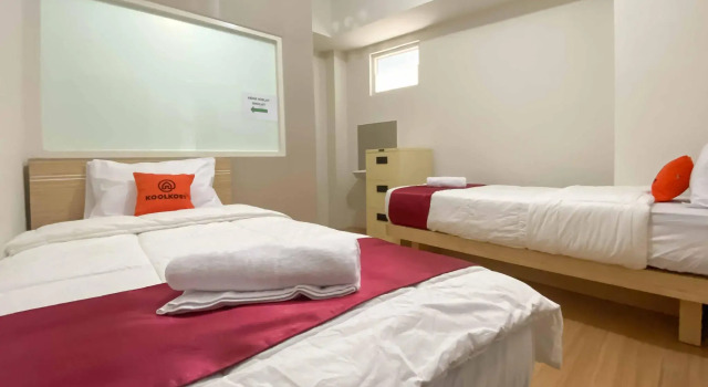 KoolKost Syariah near Stasiun Pasar Turi, Réserver Hôtel Surabaya Java oriental, près de Gare de Pasar Turi