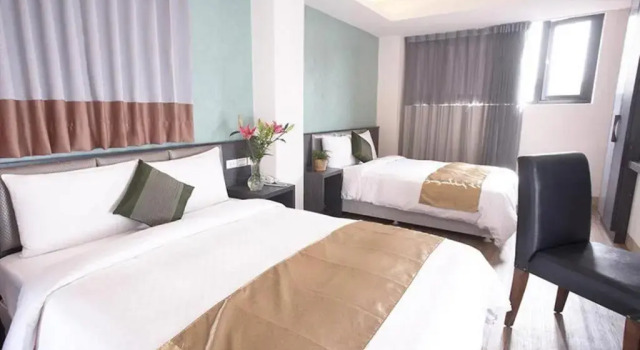 Номер Deluxe Jinbao Hotel