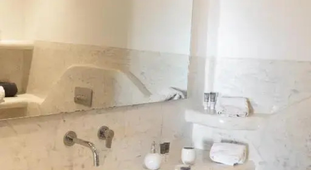Полулюкс Demilmar Luxury Suites