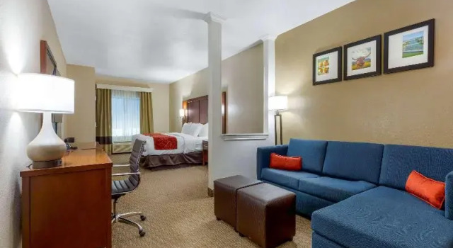 Люкс Comfort Suites Copperas Cove
