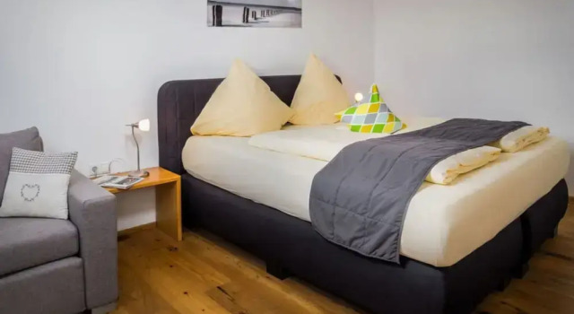 2 in Holiday Home Sandra, Book Vacation Home Hotels in Vorarlberg with Parking, Parking