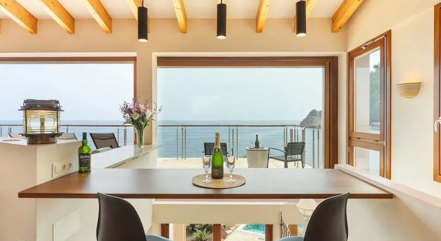 Mallorca front line property sea access