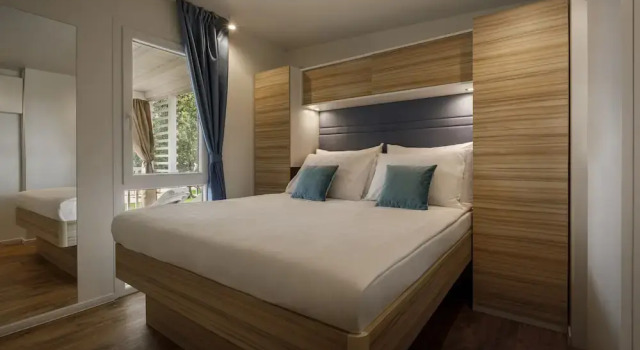 Maistra Camping Amarin Mobile homes, Забронировать Кемпинг Отели Ровинь 4 звезды, рядом с Частный Пляж «Amarin Resort», 4*