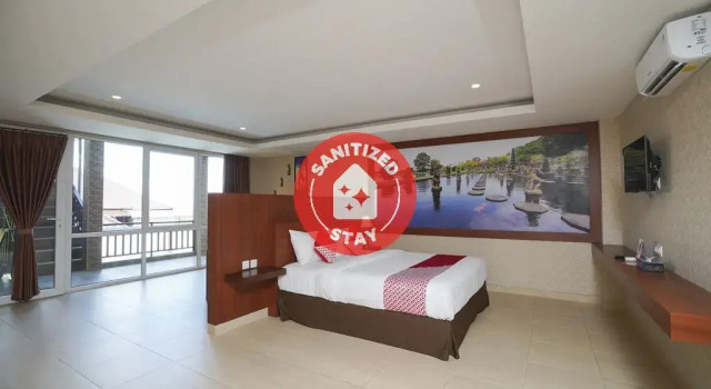 Люкс OYO 2392 Nusa Dua Eling Inn