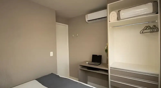APTO decorado 5 hospedes AC e piscina, Забронировать Апартаменты/квартира Отели Фос-ду-Игуасу с парковкой, рядом с Brazilian Customs Office, Парковка