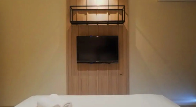 Deluxe 2BR Apartment at Praxis By Travelio, Book Apartment Apartments in Surabaya, near Tunjungan Mall, Apartment