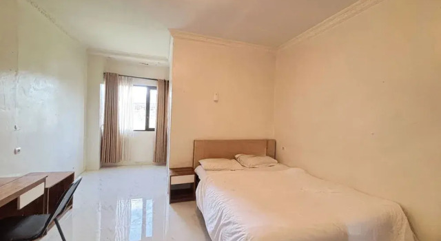 OYO 95097 Griya Asri Guest House, Book Guesthouse Depok 