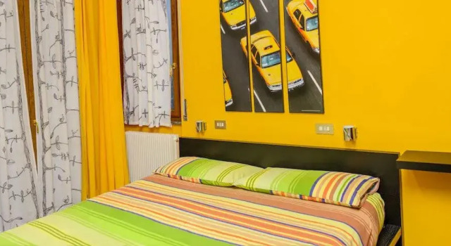 GiGi Bed  Breakfast, Prenota Hotel Hotel a Malnago con parcheggio, Parcheggio
