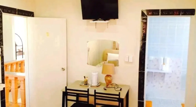 Paradise First Hotel, Book Hotel Hotels in Tongatapu Island with Breakfast, Breakfasts