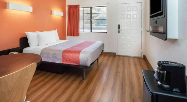 Номер Deluxe Motel 6-Thousand Oaks, CA
