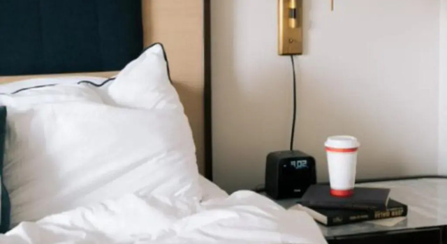 Двухместный номер с балконом и с видом на воду Newport Harbor Island Resort