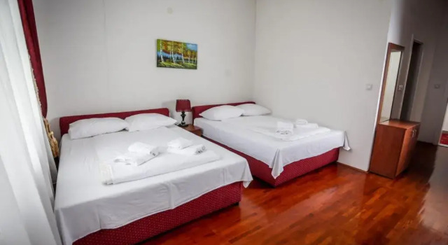 Четырёхместный номер Standard Hotel BOB