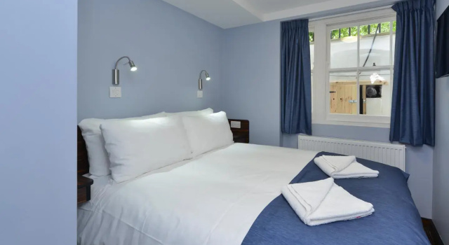 Одноместный номер Standard Angus Hotel