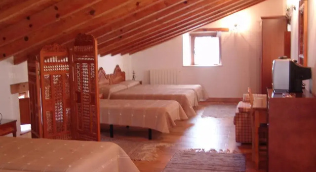 Семейный номер Standard Мансарда Hotel Rural La Puebla