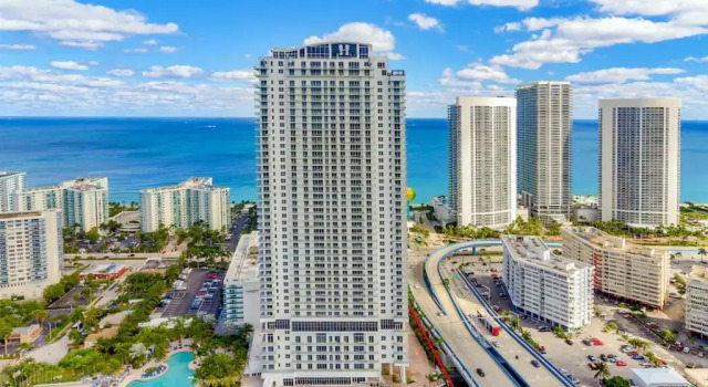 Коттедж 5 * Front OCEAN View - 34th TOP FLOOR: Brand New 2BR